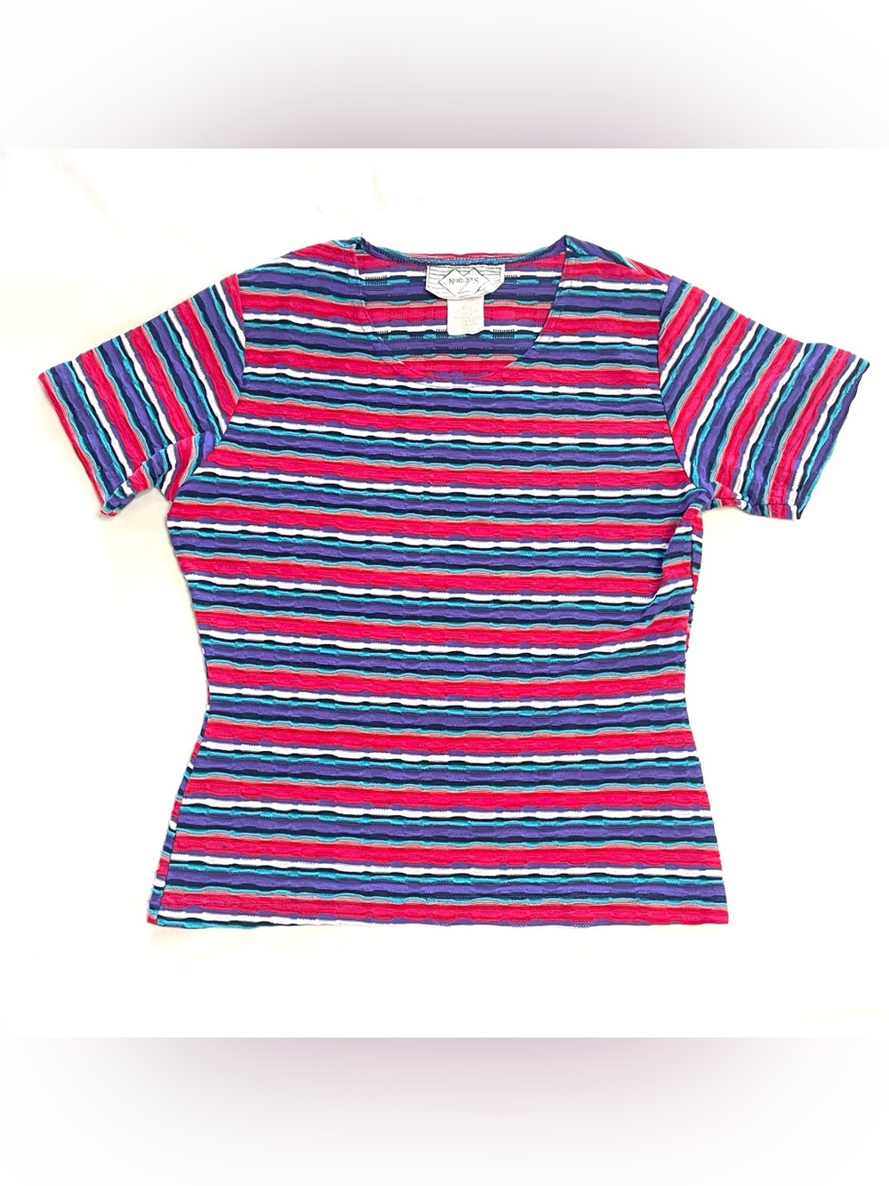 90s Retro Short Sleeve Shirt by Nuggets Women’s Small/Medium Stretchy